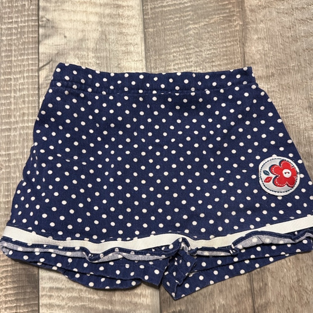 Lot of 3 Girl dress/shorts—size 12/18 months - Picture 8 of 10
